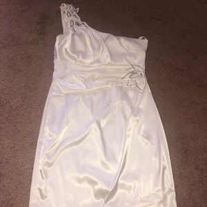 Stunning cream dress